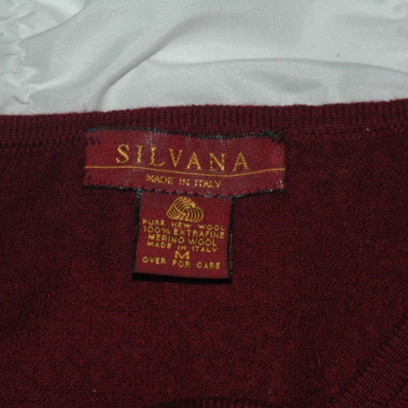 Beautiful soft Silvana sweater - Picture 3 of 5